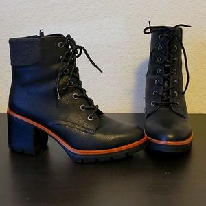 Naturalizers heel booties